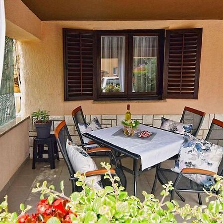 Apartmani Sole Pjescana Uvala Exteriör bild
